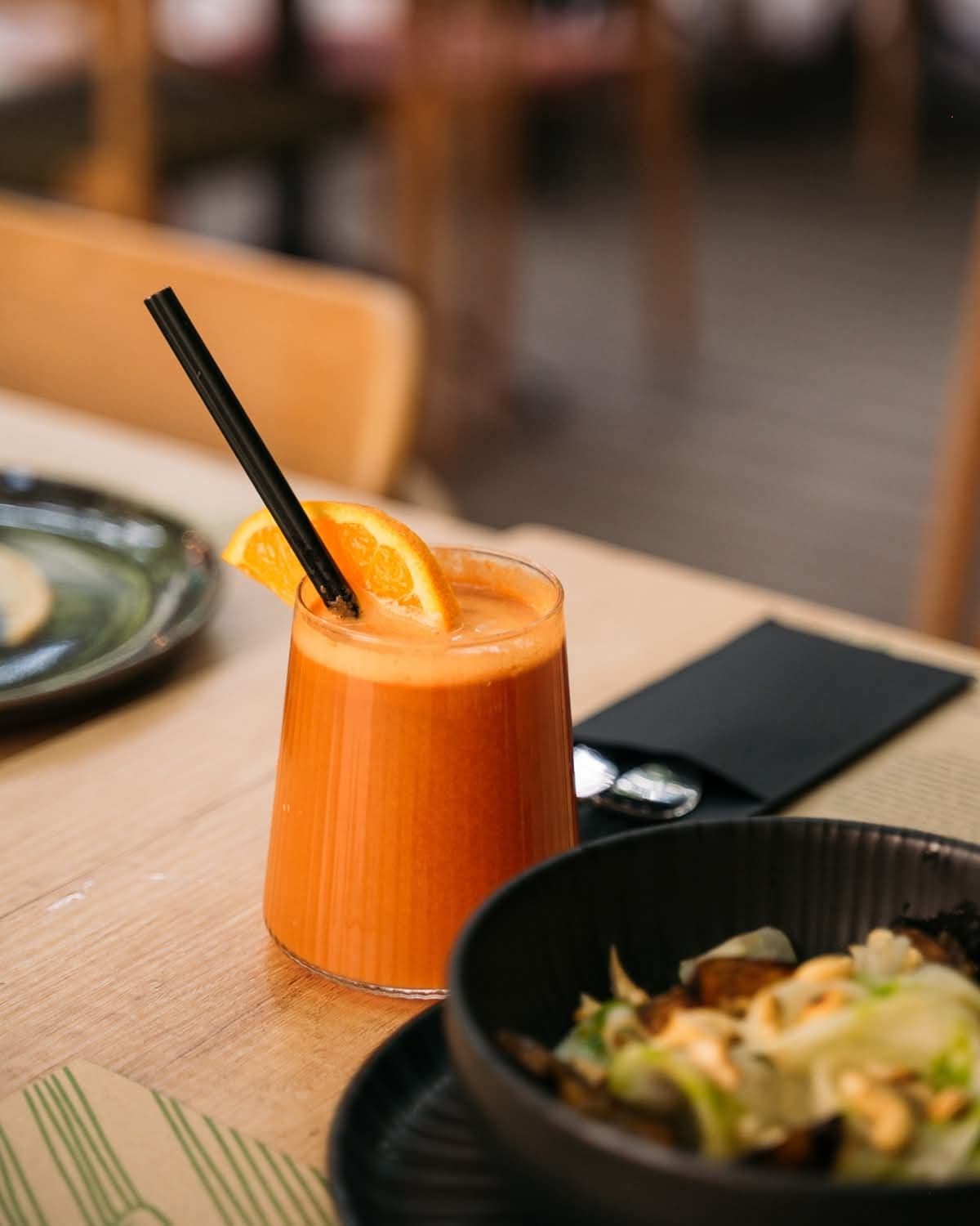 Cold-pressed juice at Zrno